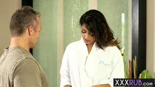 ̄�시한 아기아 소피아리온 무릎을 꿇고 및 삼 딕 후 마사지