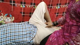 Курва добивање на неа да работат до него како вода собориле