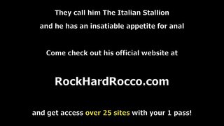 Slut stepteen te-ho toa azy stepmom,dia nanomboka nanoroka sy licking samy hafa pussy.Tampoka teo ny stepdad tonga,fa tsy mahazo adala izy mamela azy ireo ny mitaiza kely tenda ny lehibe ny akoho.Ho setrin&#039;izany dia fucks stepteens pussy sy ny wifes mafy be ranony vao boriky.